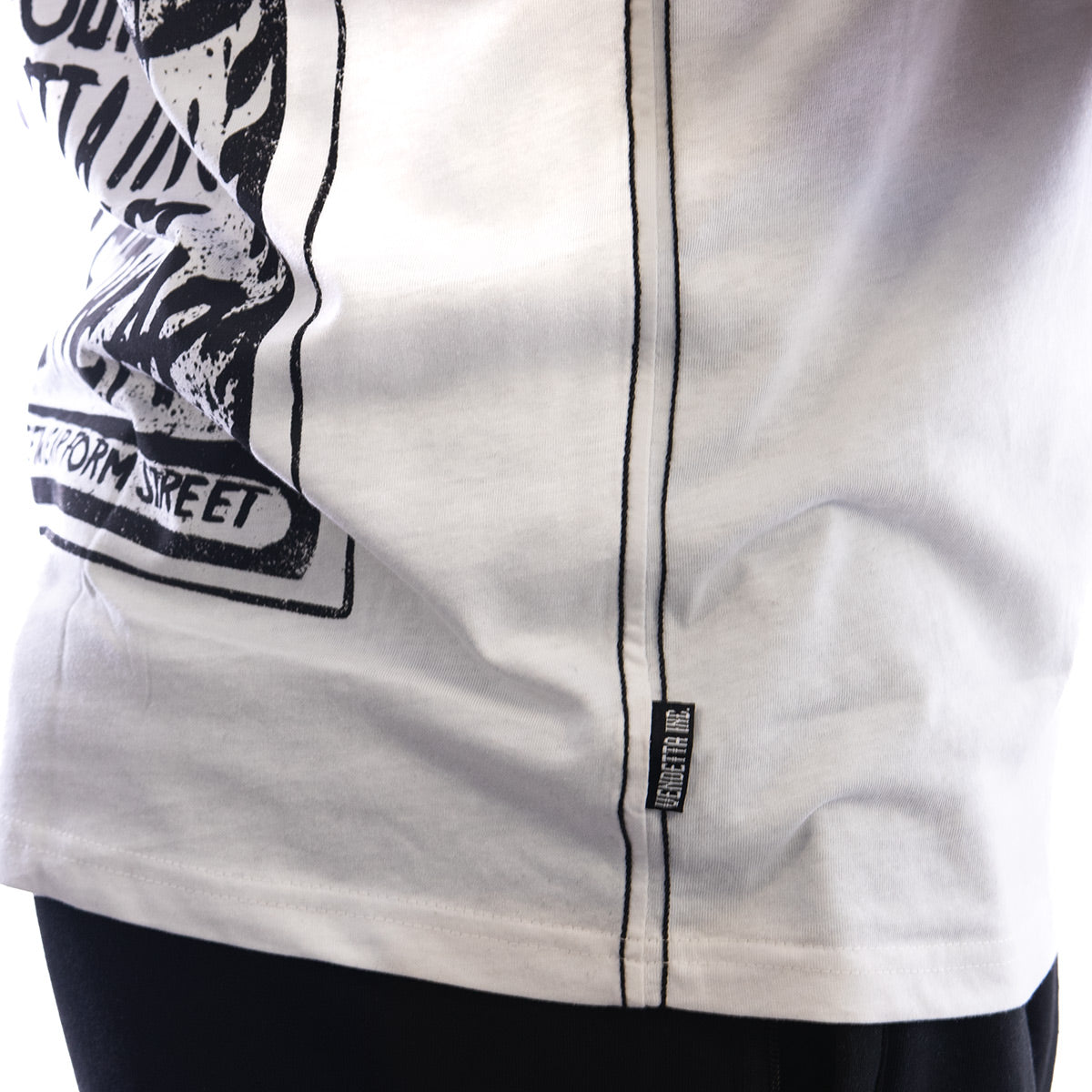 Vendetta Inc. Shirt Brake Out weiß