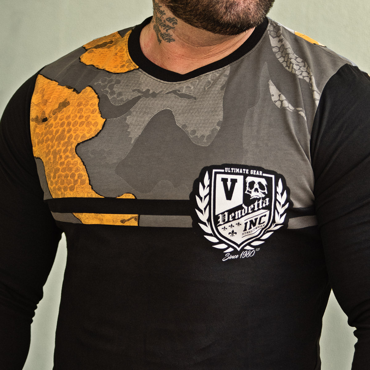 Vendetta Inc. Langarmshirt Sport schwarz,camouflage