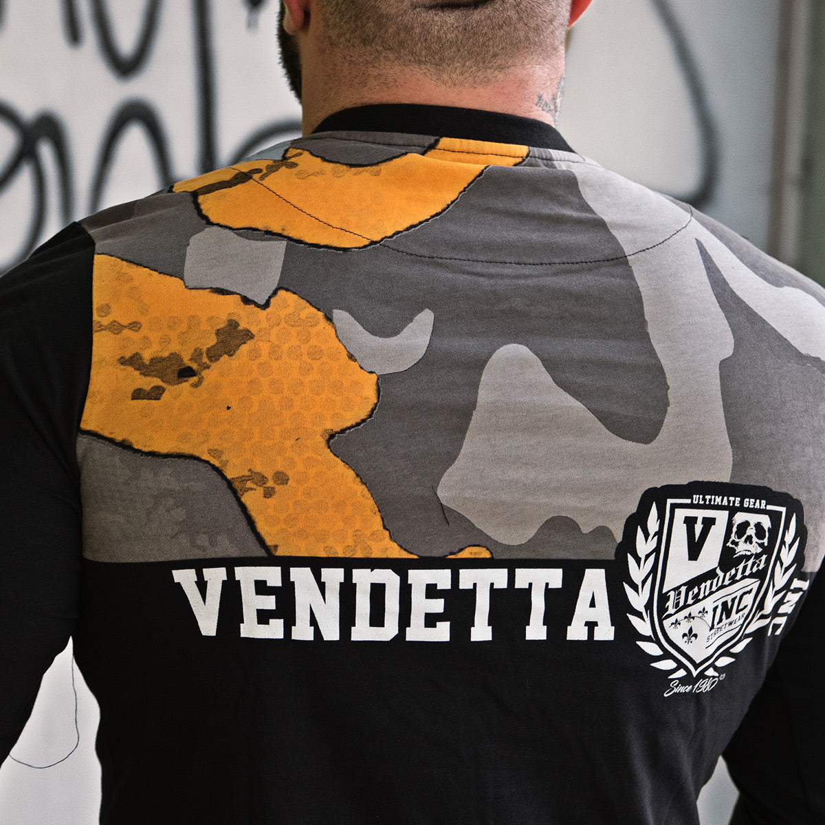 Vendetta Inc. Langarmshirt Sport schwarz,camouflage